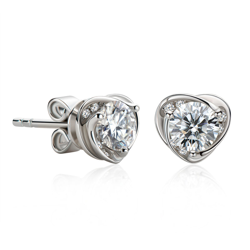 925 Sterling Silver Classic Round Cut Cubic Zirconia Heart-shaped Stud Earrings 3