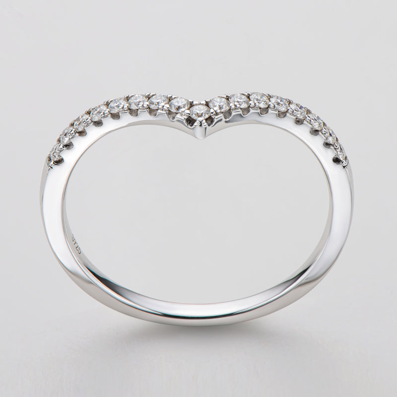 925 Sterling Silver V-Shape Round Cut CZ Ring 5