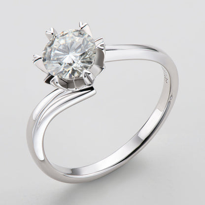 925 Sterling Silver Classic Round Cut CZ Solitaire Ring 8