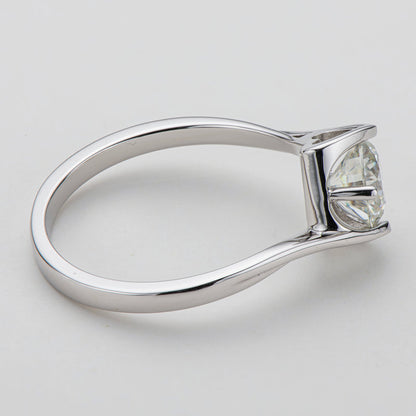 925 Sterling Silver Classic Round Cut CZ Angle Solitaire Rings 9