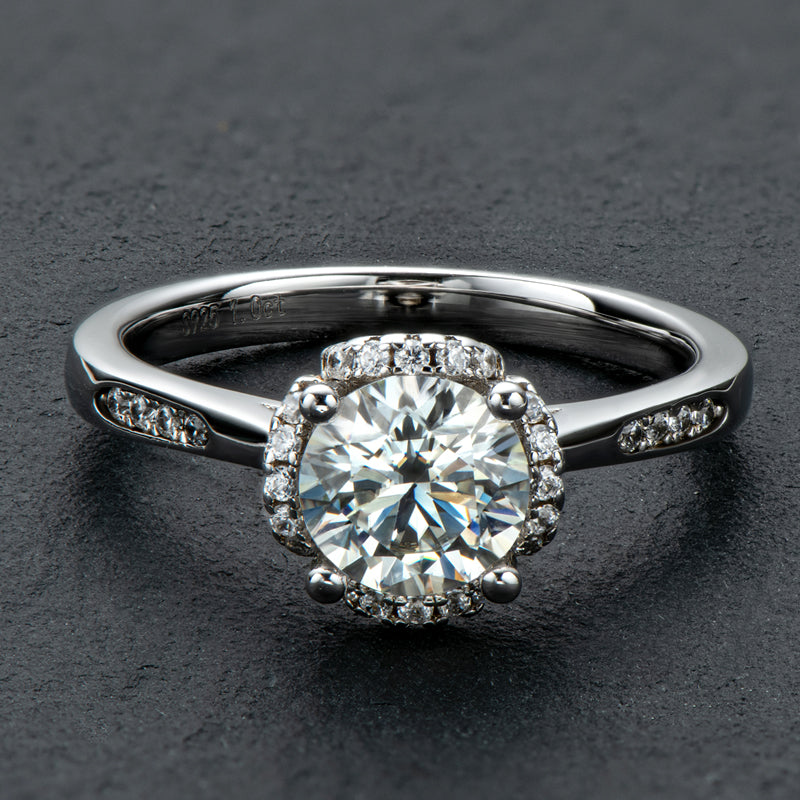 925 Sterling Silver Classic Round Cut CZ Halo Ring 2