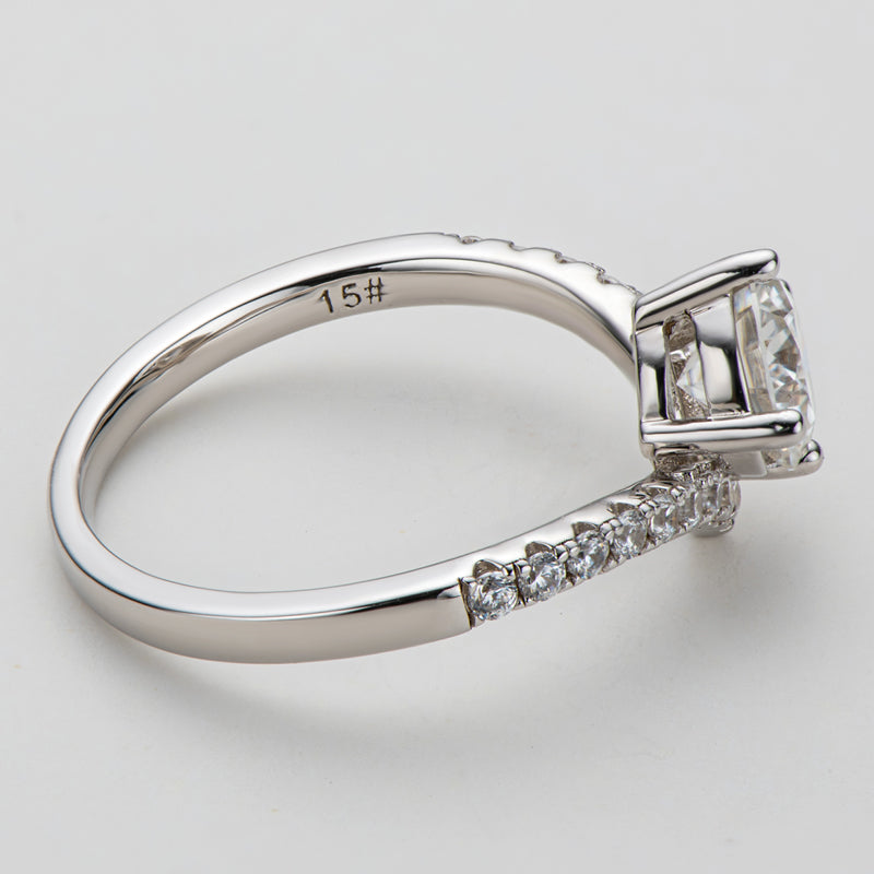 925 Sterling Silver Round Cut CZ V-shaped Classic Ring 5