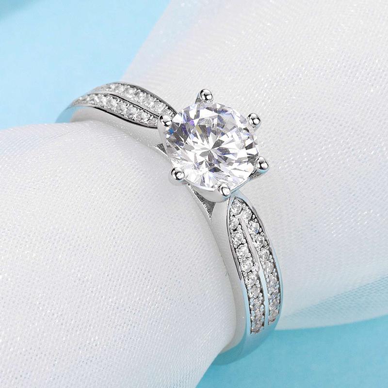 925 Sterling Silver Classic Six Prong Round Cut CZ  Ring 5