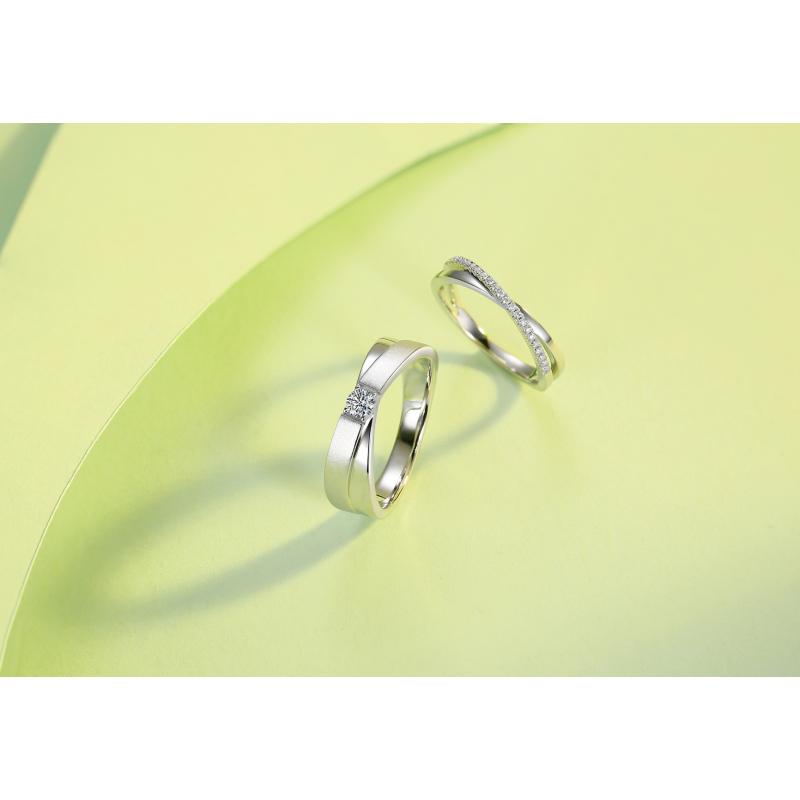 925 Sterling Silver Round Cut CZ Split Shank Ring 6