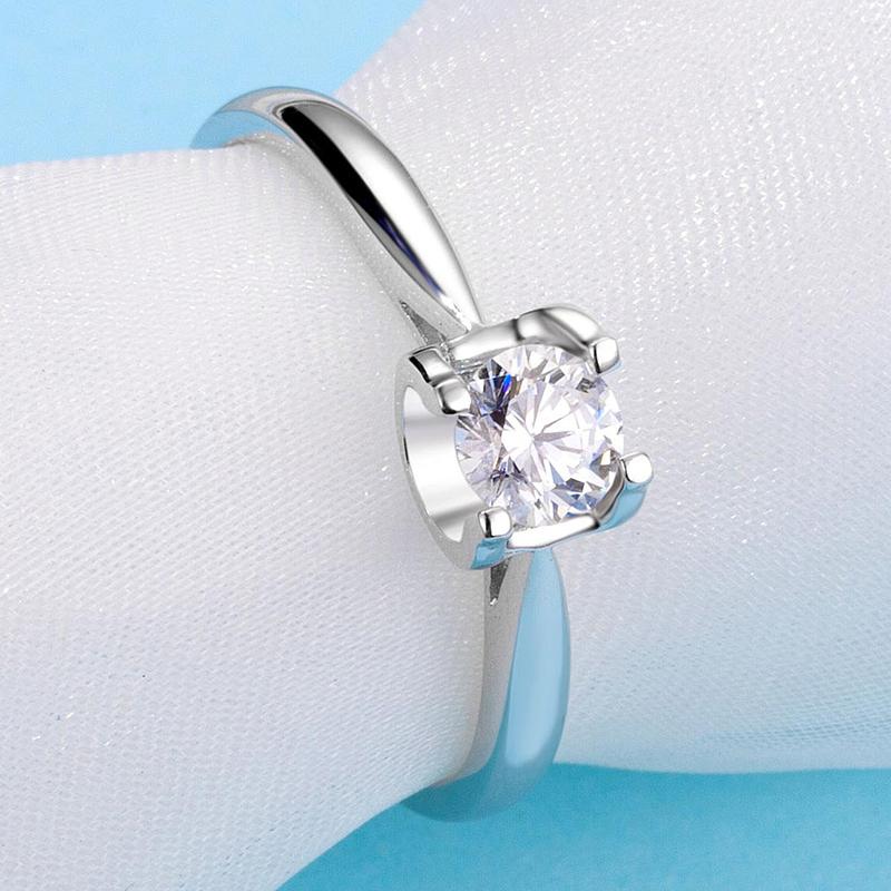 925 Sterling Silver Round Cut CZ Solitaire Ring 5