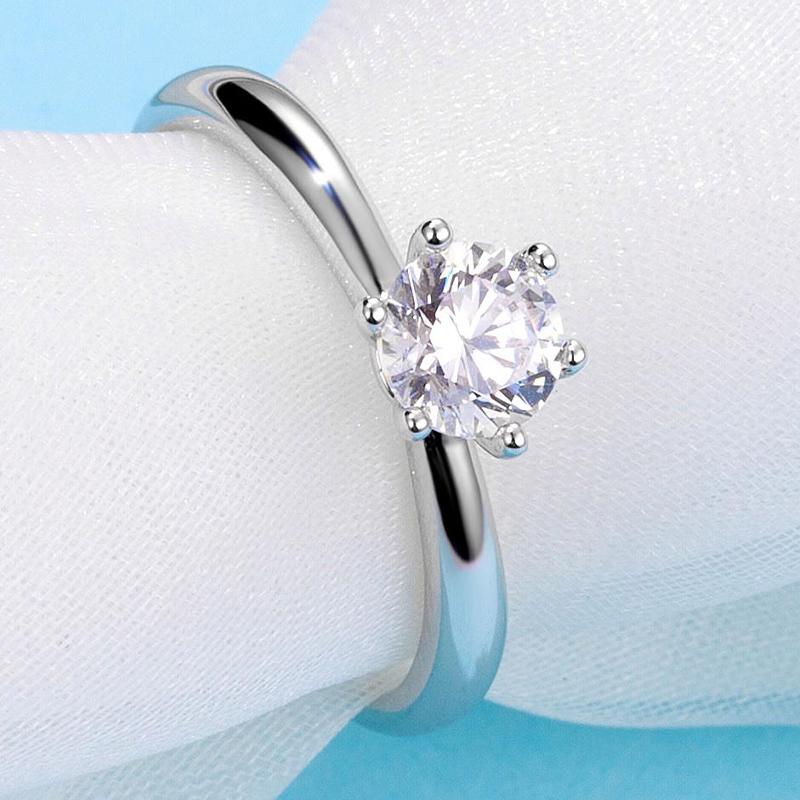 925 Sterling Silver Round Cut CZ Solitaire Ring 4