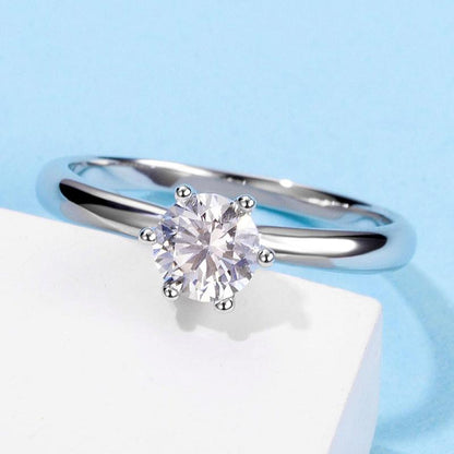 925 Sterling Silver Round Cut CZ Solitaire Ring 3