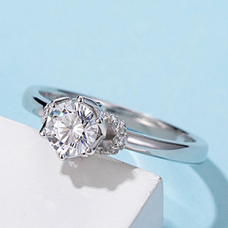 925 Sterling Silver Round Cut CZ Ring 4