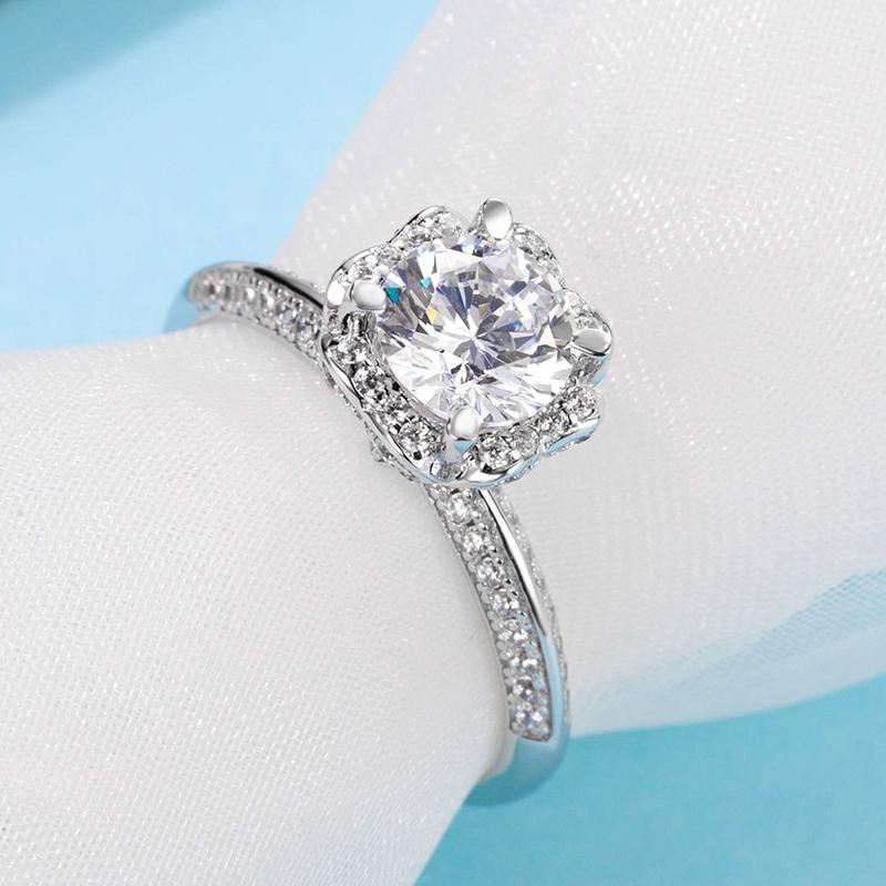 925 Sterling Silver Two Tone Round Cut CZ Classic Ring 4