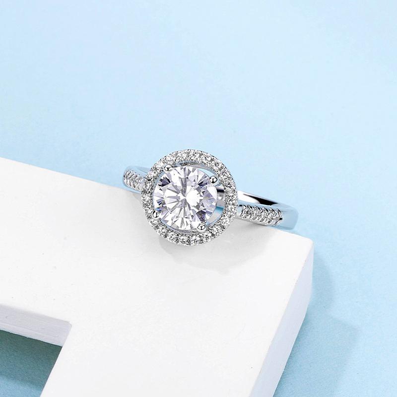 925 Sterling Silver  Classic Round Cut CZ Halo Ring 7