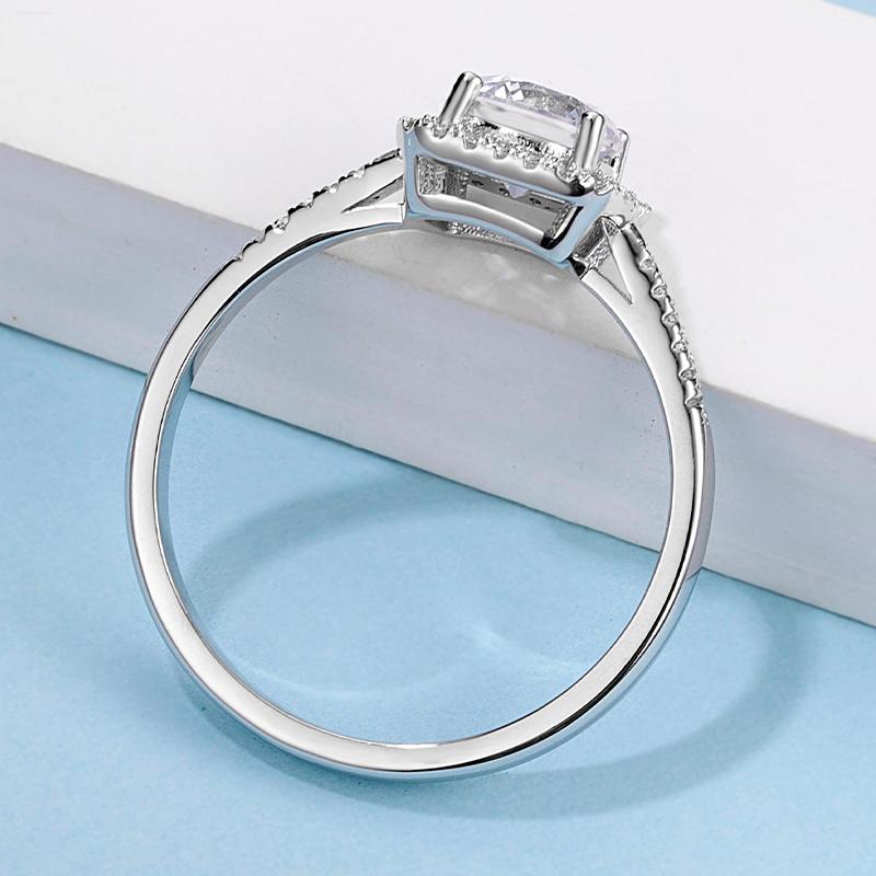 925 Sterling Silver  Classic Round Cut CZ Halo Ring 6