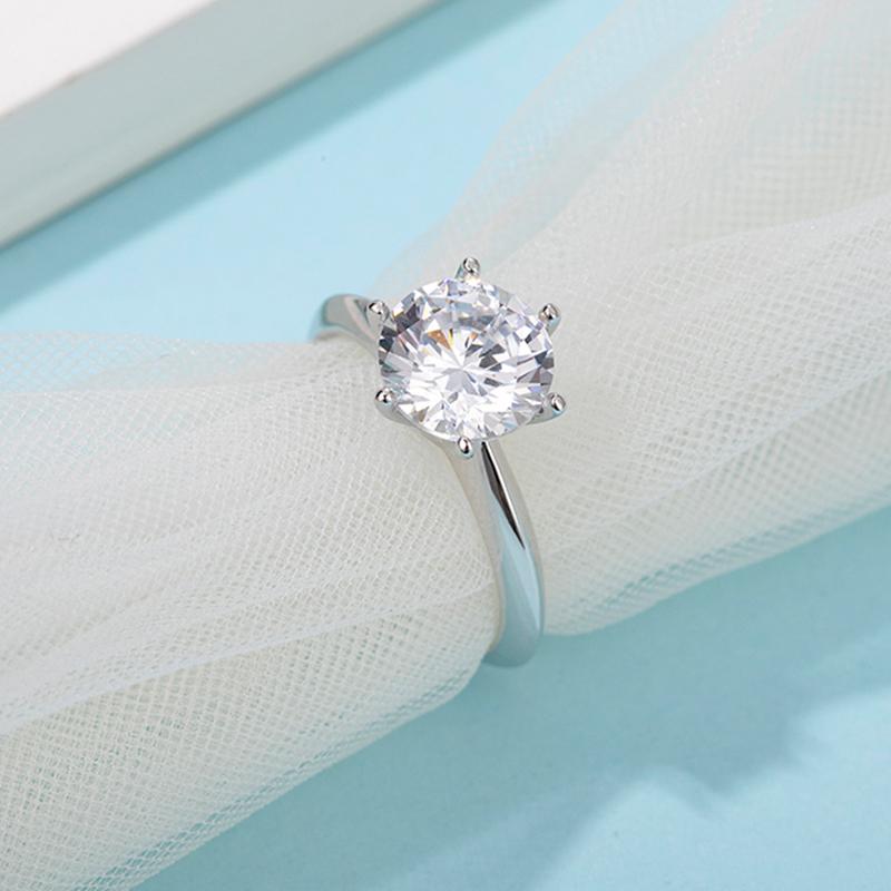 925 Sterling Silver Classic Round Cut CZ Solitaire Ring 5