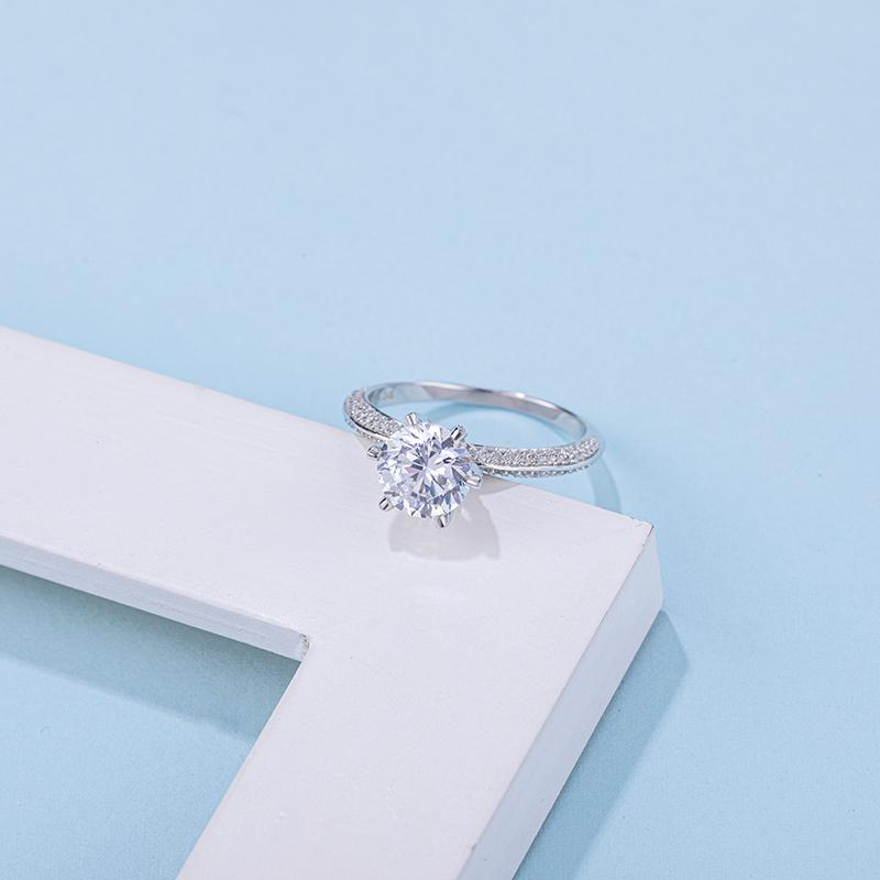 925 Sterling Silver Classic Round Cut CZ Ring 4