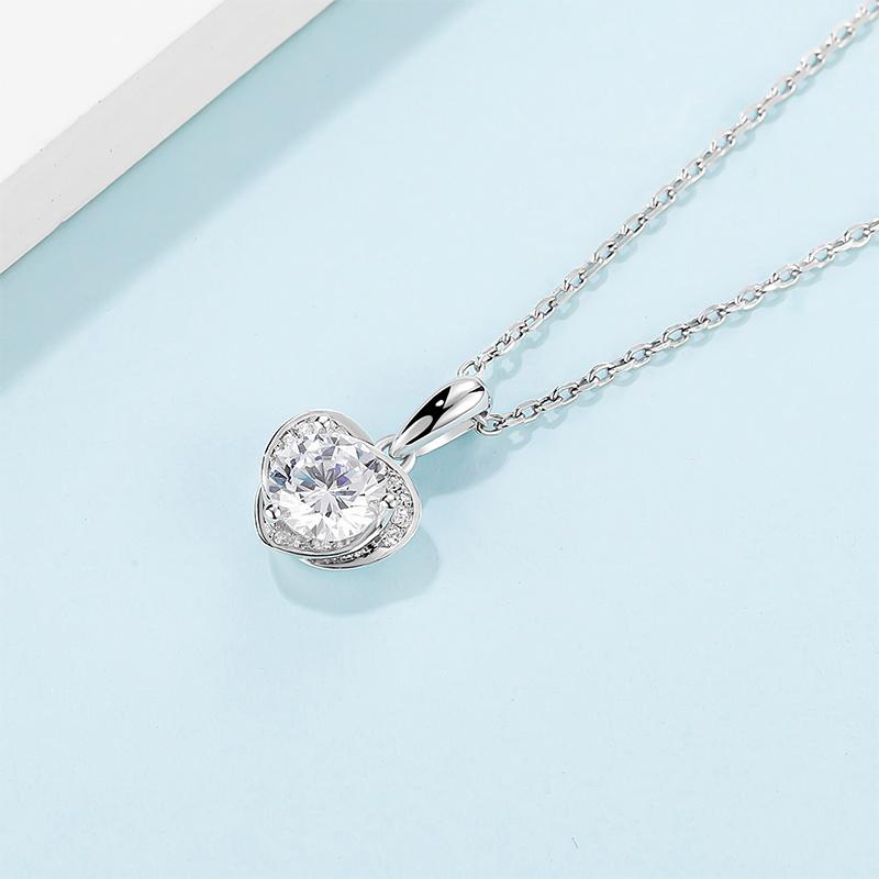 925 Sterling Silver Classic Brilliant Round CZ Heart-shaped Pendant Necklace 5