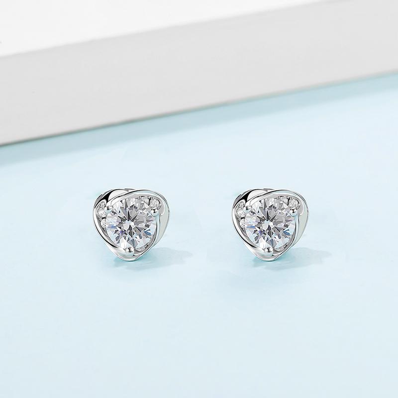 925 Sterling Silver Classic Round Cut Cubic Zirconia Heart-shaped Stud Earrings 6