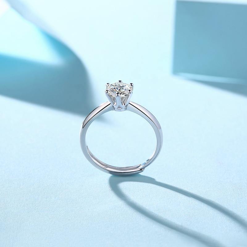 925 Sterling Silver Classic Round Cut CZ Solitaire Ring 4