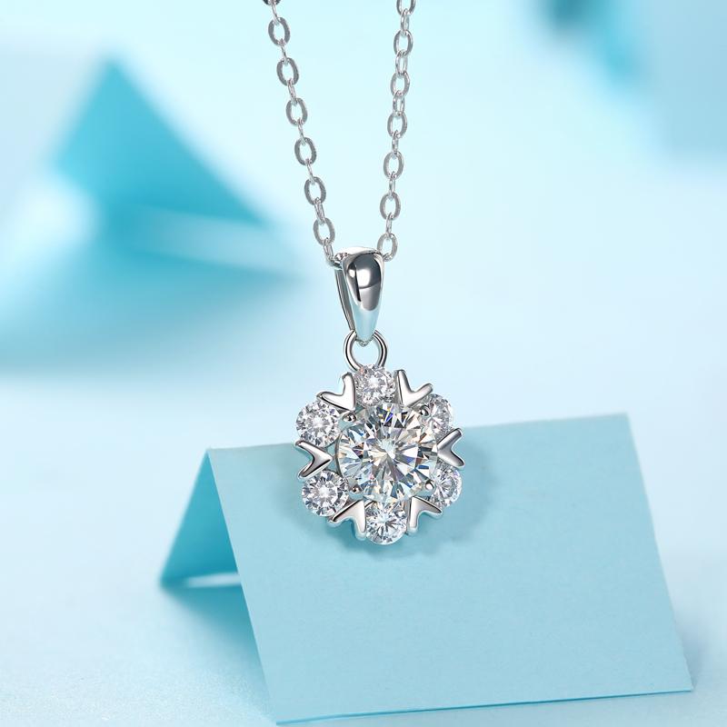 925 Sterling Silver Snowflake Round Cut CZ Necklace 3