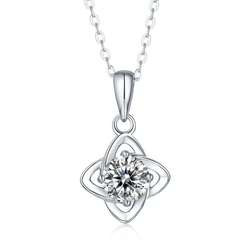 925 Sterling Silver Clover Round Cut CZ Diamond Pendant Necklace 1