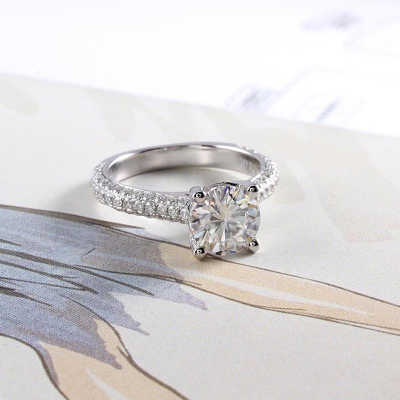 925 Sterling Silver  Round Cut CZ Classic Ring 6