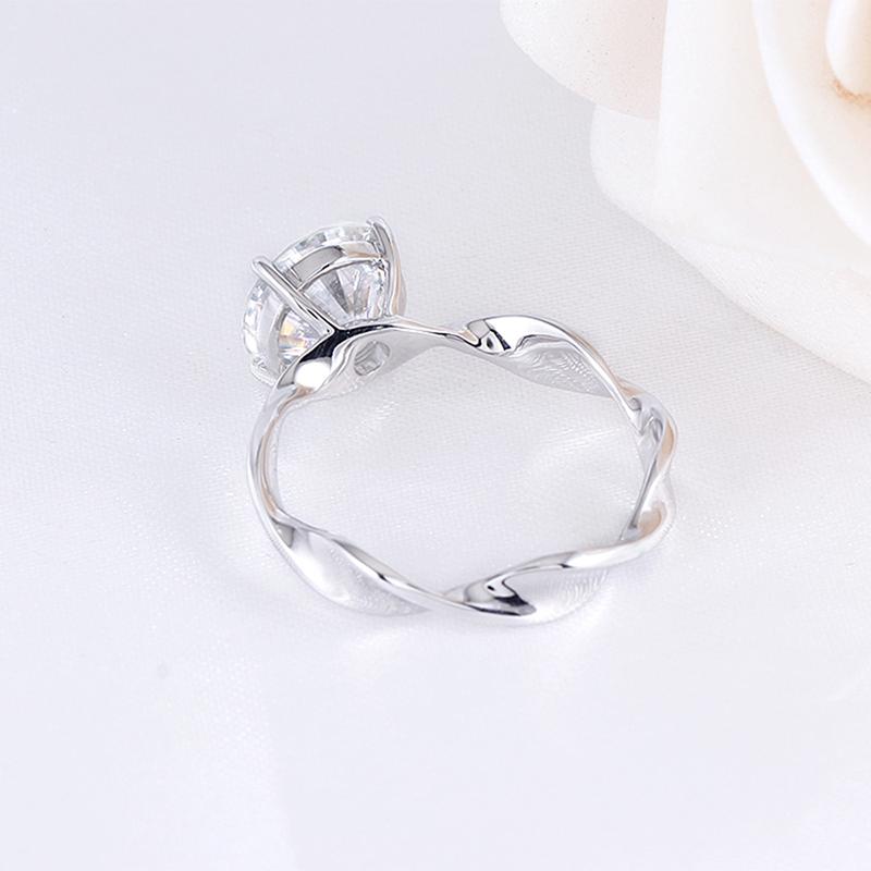 925 Sterling Silver Round Cut CZ Solitaire Ring 4