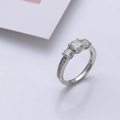 925 Sterling Silver Round Cut CZ Three Stone Ring 2