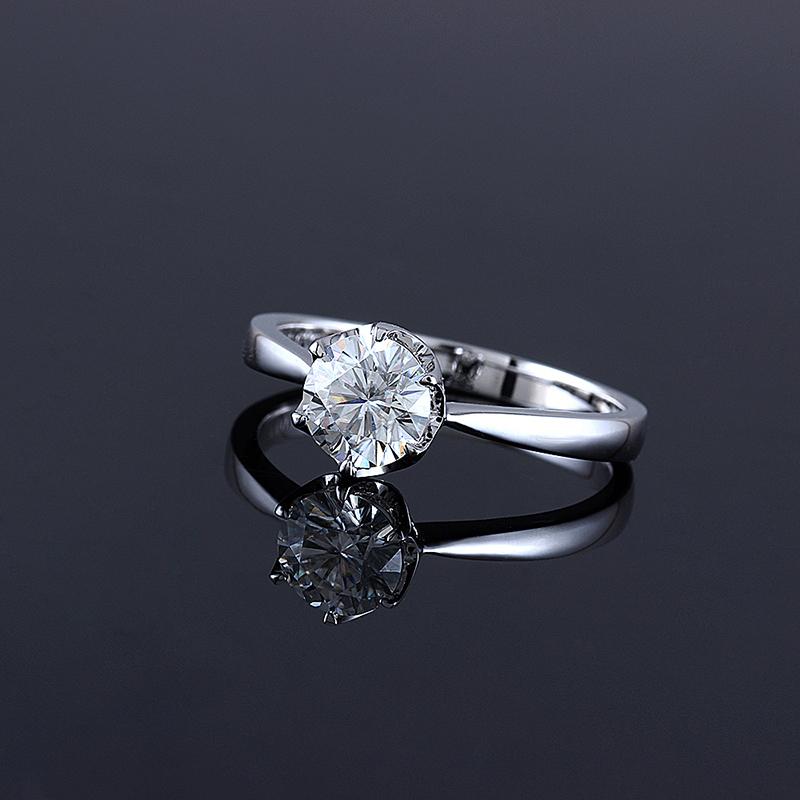 925 Sterling Silver Round Cut CZ Solitaire Ring 8