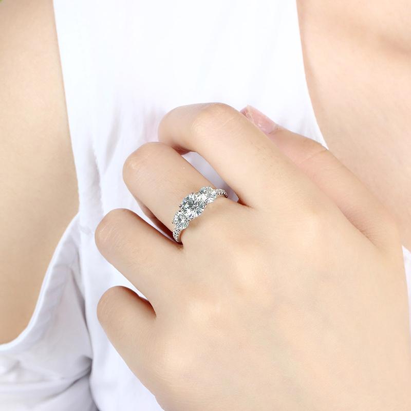 925 Sterling Silver Round Cut CZ Three Stone Ring 4