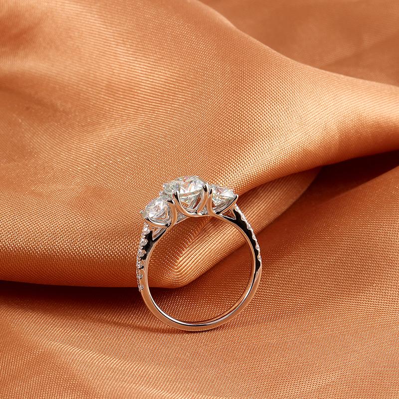 925 Sterling Silver Round Cut CZ Three Stone Ring 7