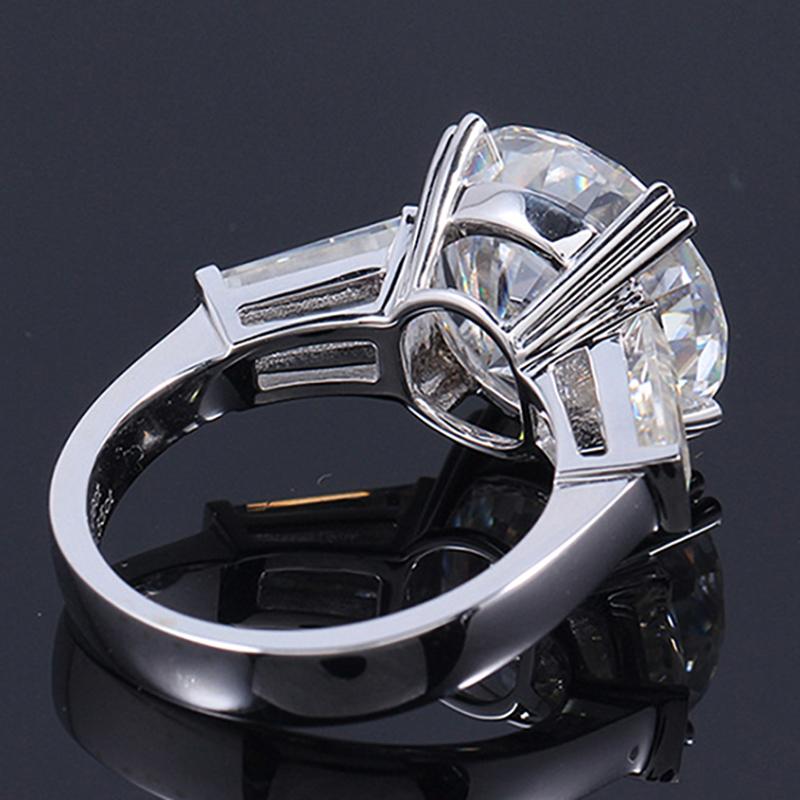 925 Sterling Silver Round Cut CZ Three Stone Ring 3