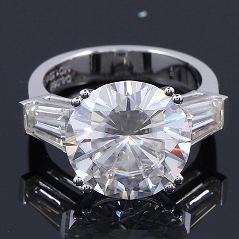 925 Sterling Silver Round Cut CZ Three Stone Ring 7