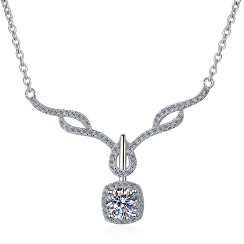 925 Sterling Silver Round Cut CZ Pendant Necklace 1