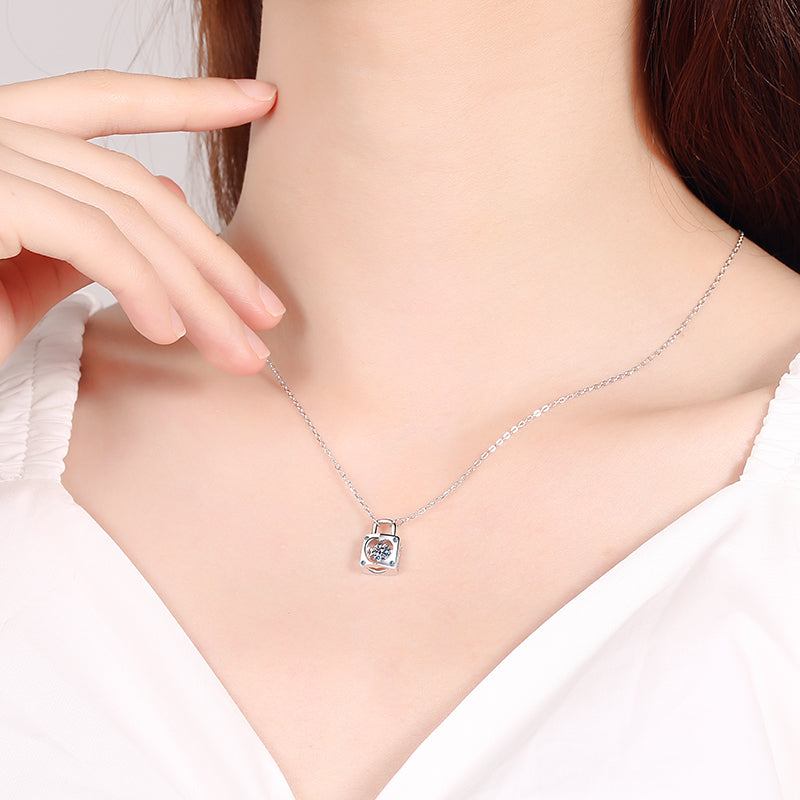 925 Sterling Silver Round Cut CZ Lock Dancing Pendant Necklace 2