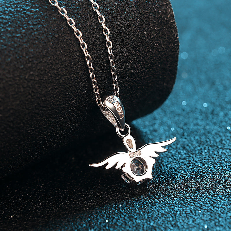 925 Sterling Silver Round Cut CZ Diamond Angel Wing Necklace 2