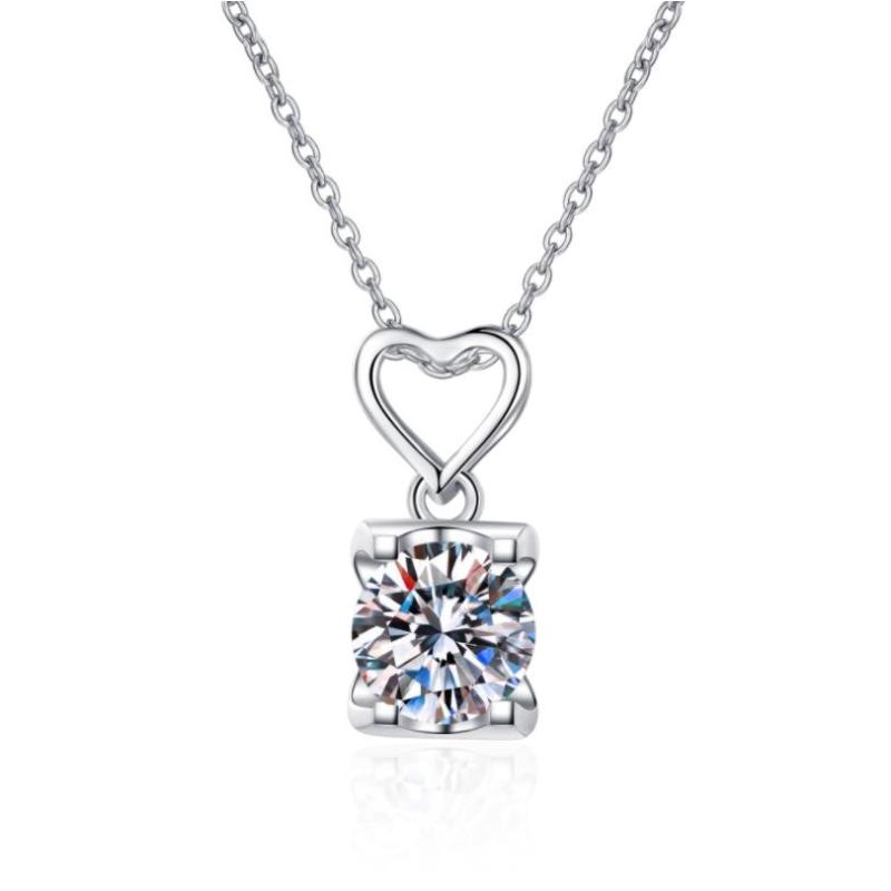 925 Sterling Silver Round Cut CZ Heart Pendant Necklace 1