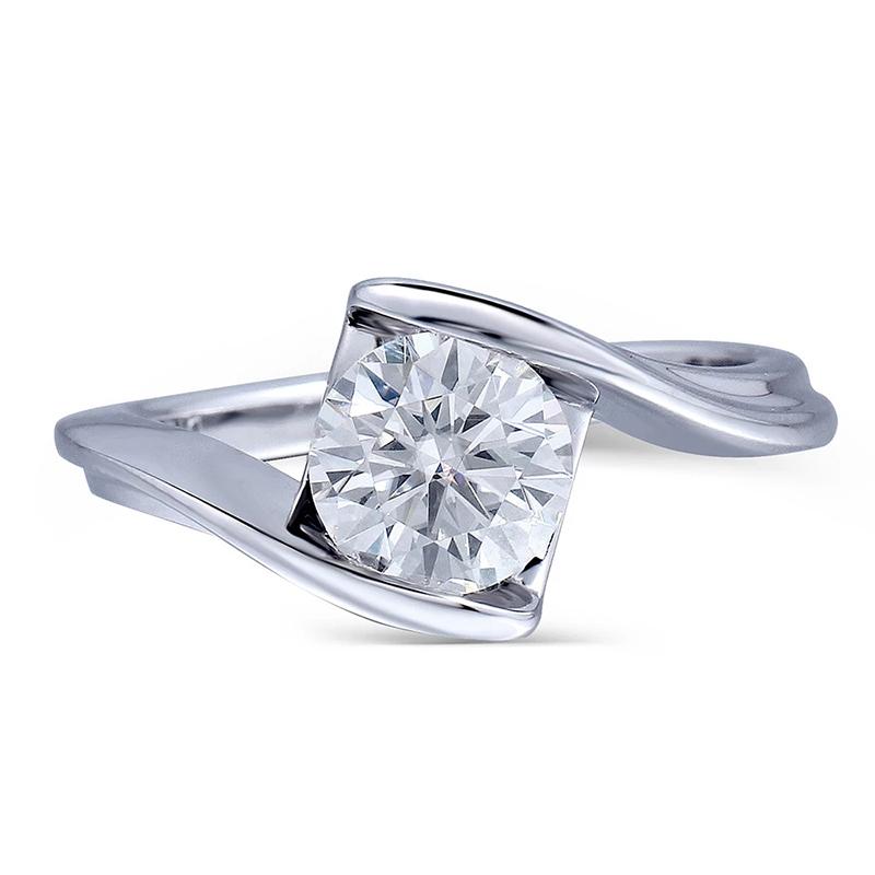 925 Sterling Silver  Round Cut CZ Solitaire Ring for women 1