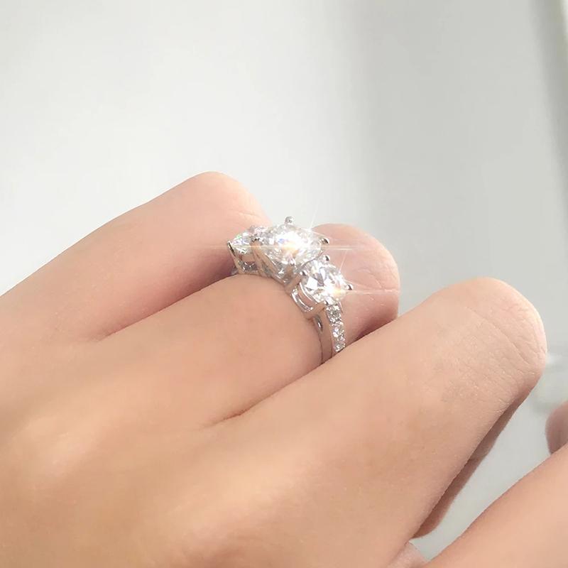 925 Sterling Silver Round Cut CZ Three Stone Ring 3