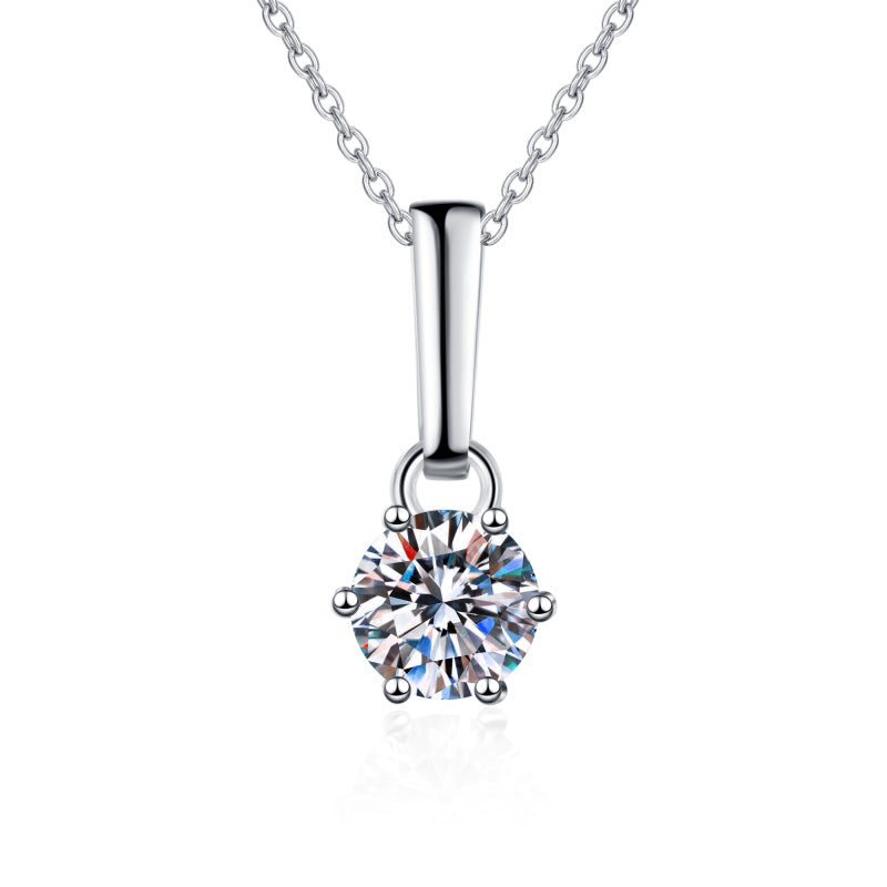 925 Sterling Silver Round Cut CZ Diamond Classic Pendant Necklace 1