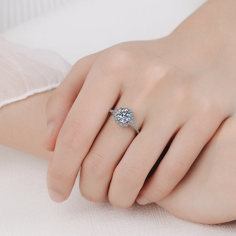 925 Sterling Silver Round Cut CZ Halo Ring 2