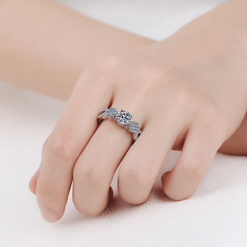 925 Sterling Silver Round Cut CZ Split Shank Ring 2