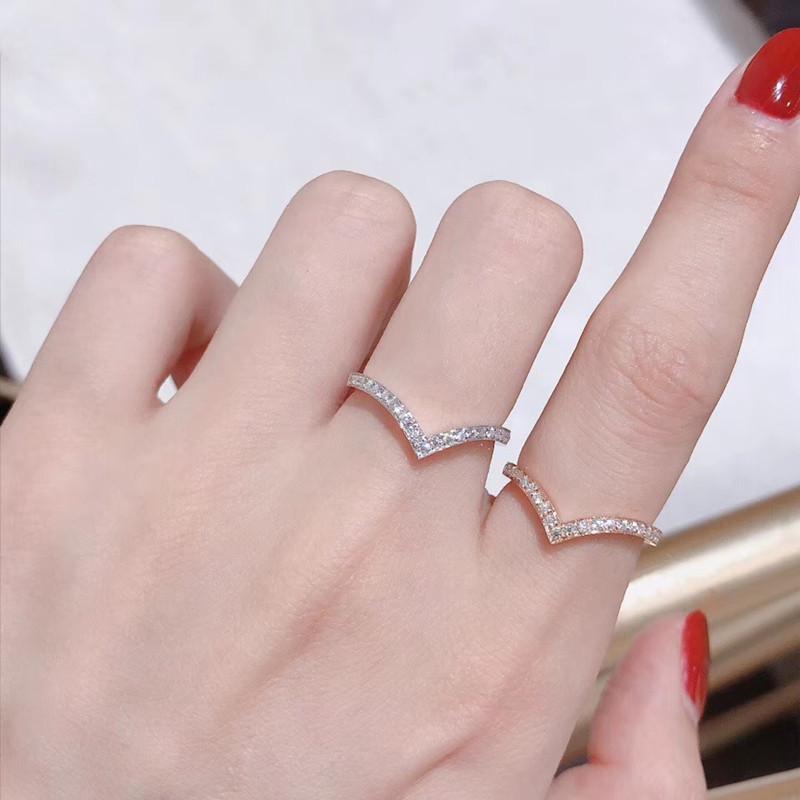 925 Sterling Silver V-Shaped Round CZ Half Eternity Ring 6