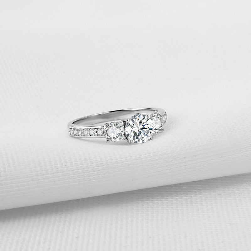 925 Sterling Silver Three Stone Round Cut CZ Ring 3