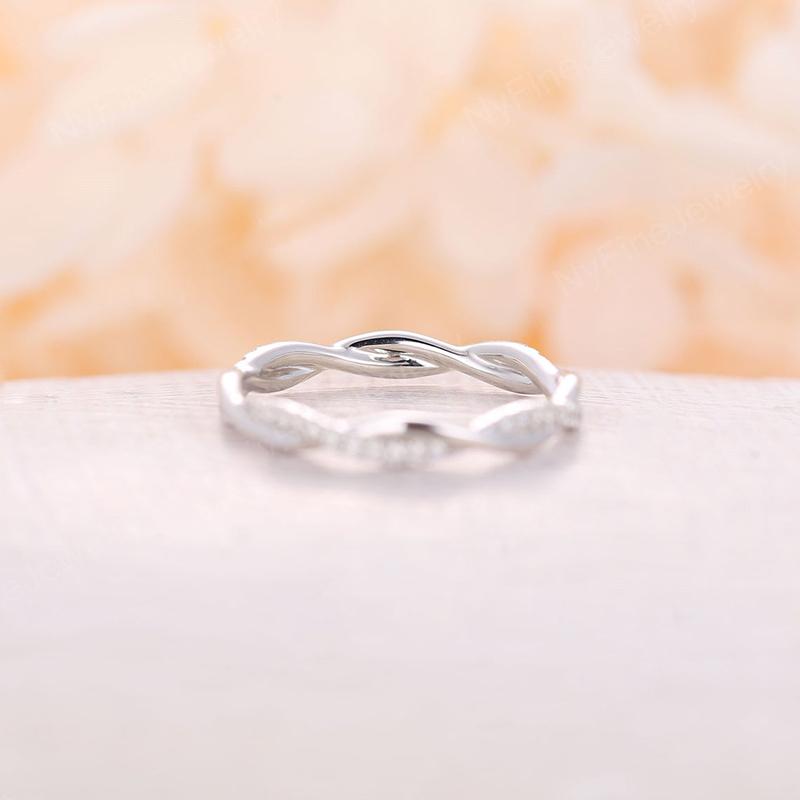 925 Sterling Silver CZ Unique Twist Shank Ring 5