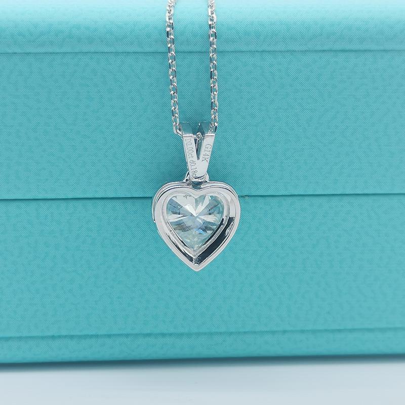 925 Sterling Silver Heart Shaped CZ Classic Pendant Necklace 4