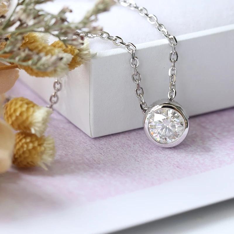 925 Sterling Silver CZ Classic Pendant Necklace 4