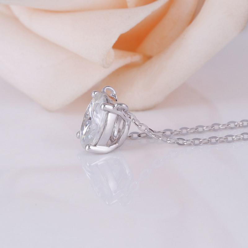 925 Sterling Silver Oval Cut CZ Simple Necklace 2