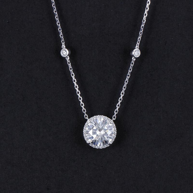 925 Sterling Silver Round Cut CZ  Diamond Halo Necklace 2