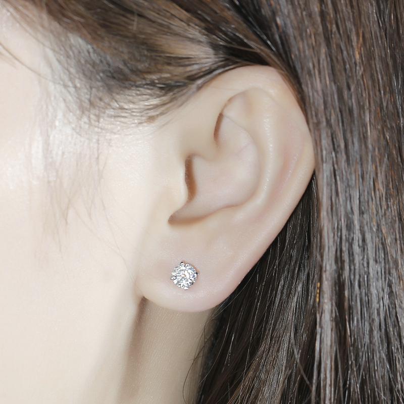 925 Sterling Silver Round Cut Cubic Zirconia Simple Stud Earrings 4