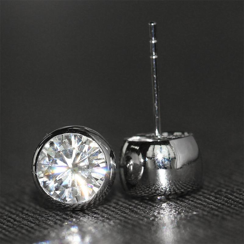 925 Sterling Silver Round Cut Cubic Zirconia Simple Stud Earrings 3