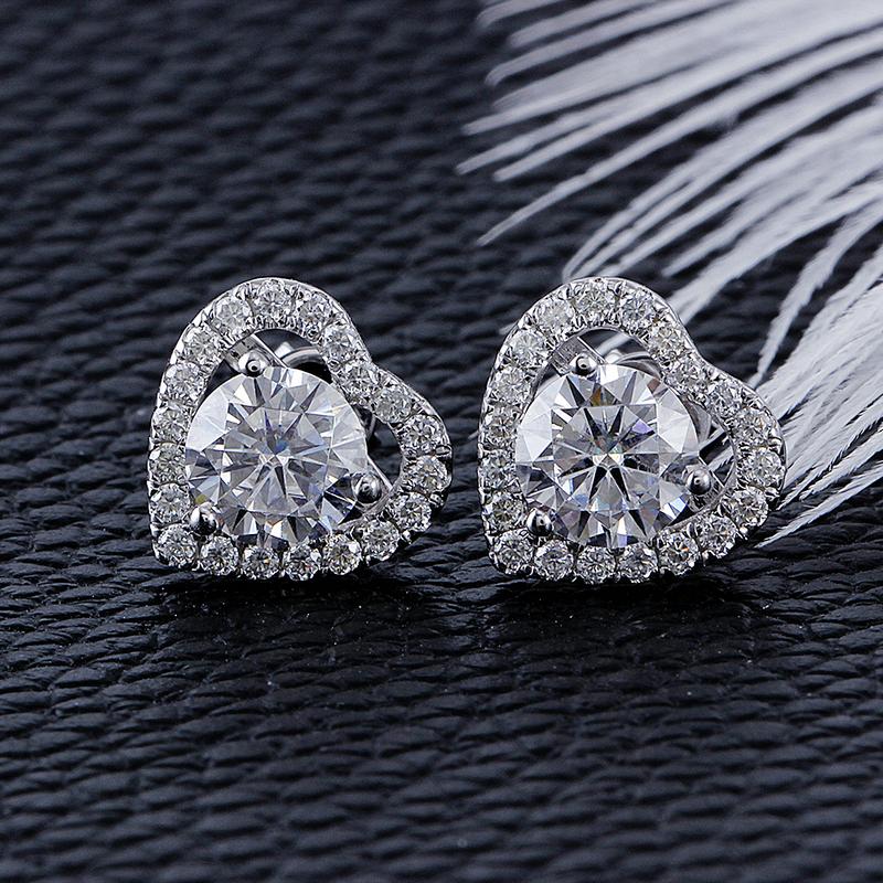 925 Sterling Silver Round Cut Cubic Zirconia Heart Shaped Halo Stud Earrings 2