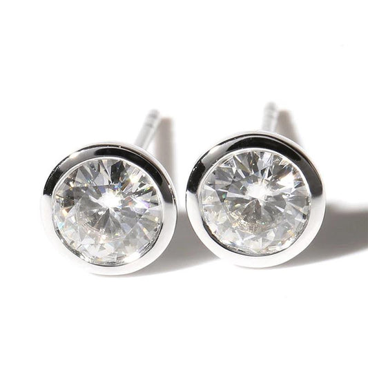 925 Sterling Silver Round Cut Cubic Zirconia Simple Stud Earrings 1